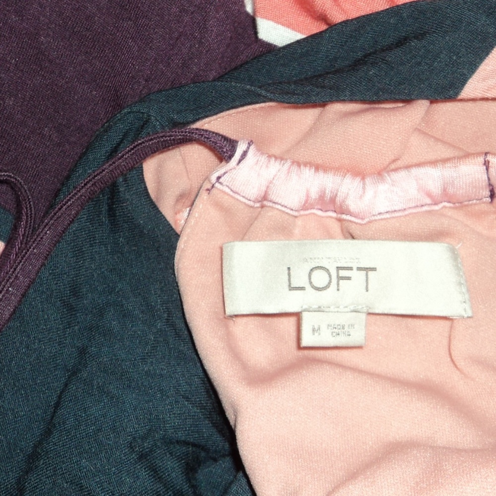 Dress - Picture 6 of 6